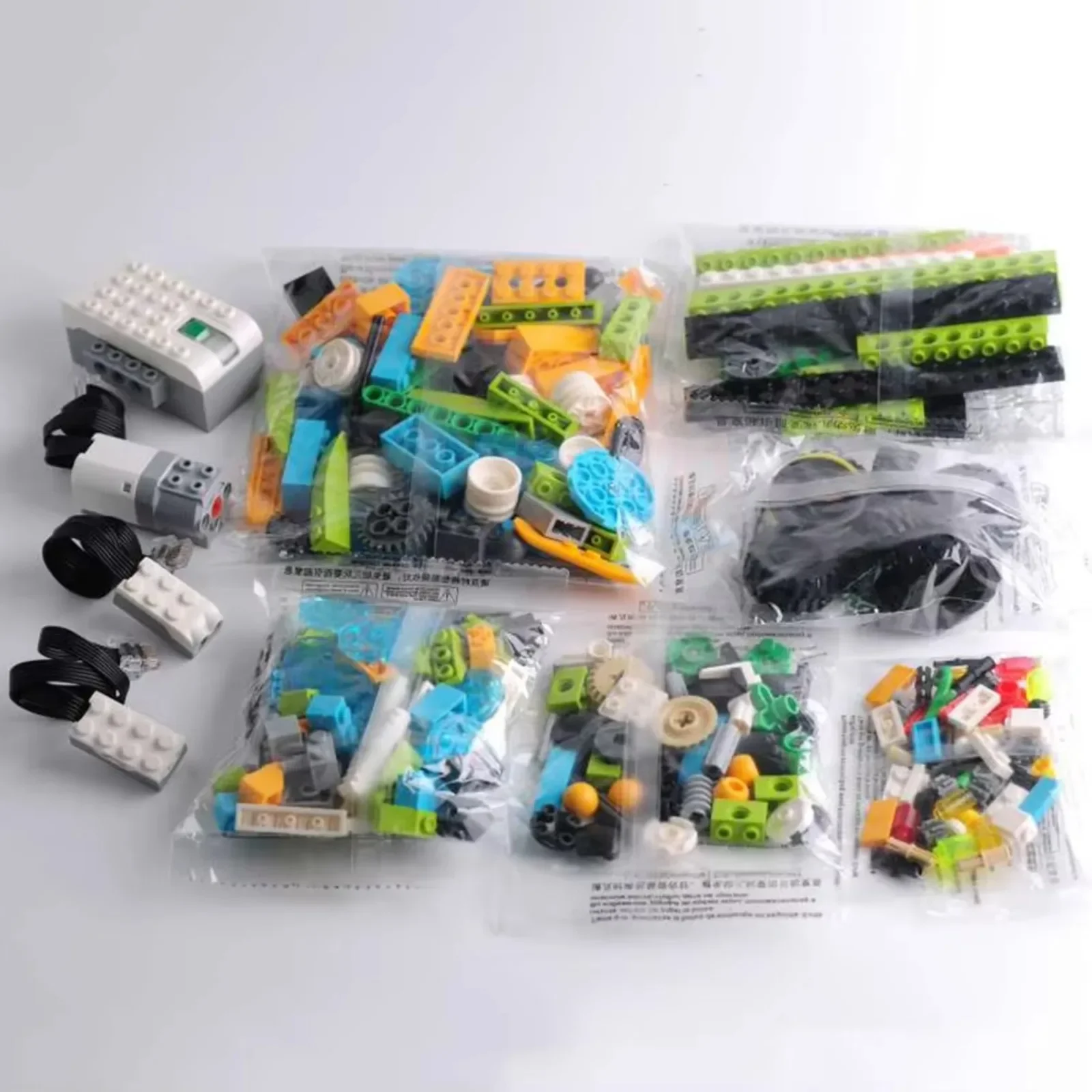STEM We-do2.0 45300 코어 프로그래밍 키 - Diy Electronics For Home 리뷰 및 가격